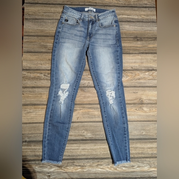 KanCan size 3/25 distressed medium wash skinny jeans - Picture 7 of 12